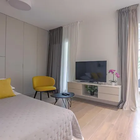 Hajduk & St. Joseph Apartament